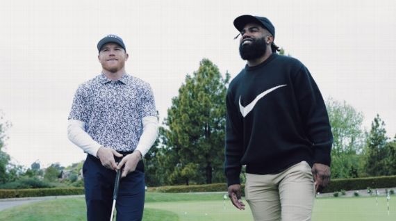 Canelo Alvarez y Ezekiel Elliott pasaron el día en el campo de golf. @MatchroomBoxing