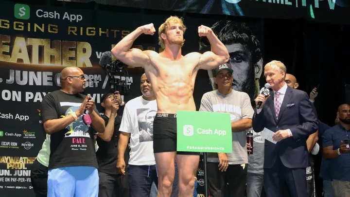 Logan Paul se enfrentará este domingo a Floyd Mayweather Jr. en el Hard Rock Stadium de Miami / Johnny Nunez/Getty Images
