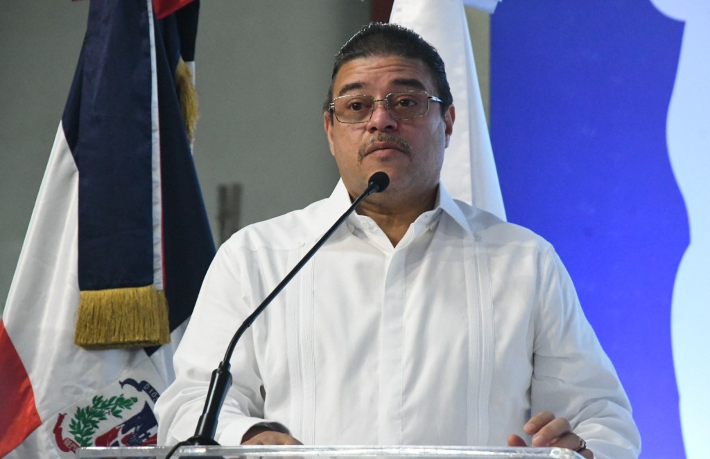 Foto de archivo / Ministro de Deportes Francisco Camacho.