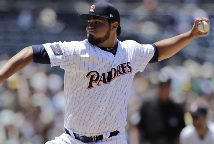 Castillo vuelve a S.D. con pacto de liga menor