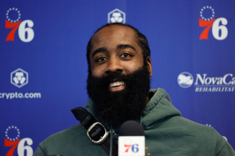 James Harden (Fotografía de portada: Tim Nwachukwu/Getty Images)