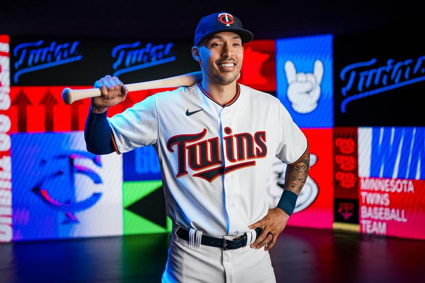 Carlos Correa fue presentado oficialmente a los medios como miembro del equipo de los Twins en una conferencia de prensa, un día después de firmar el contrato por $105.3 millones y tres temporadas. (Twitter / Twins)