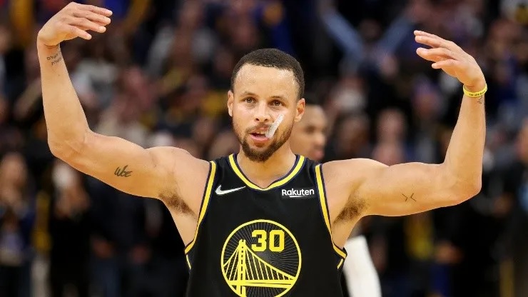 Foto de archivo / Stephen Curry, durante el partido de PlayOffs contra los Nuggets.
