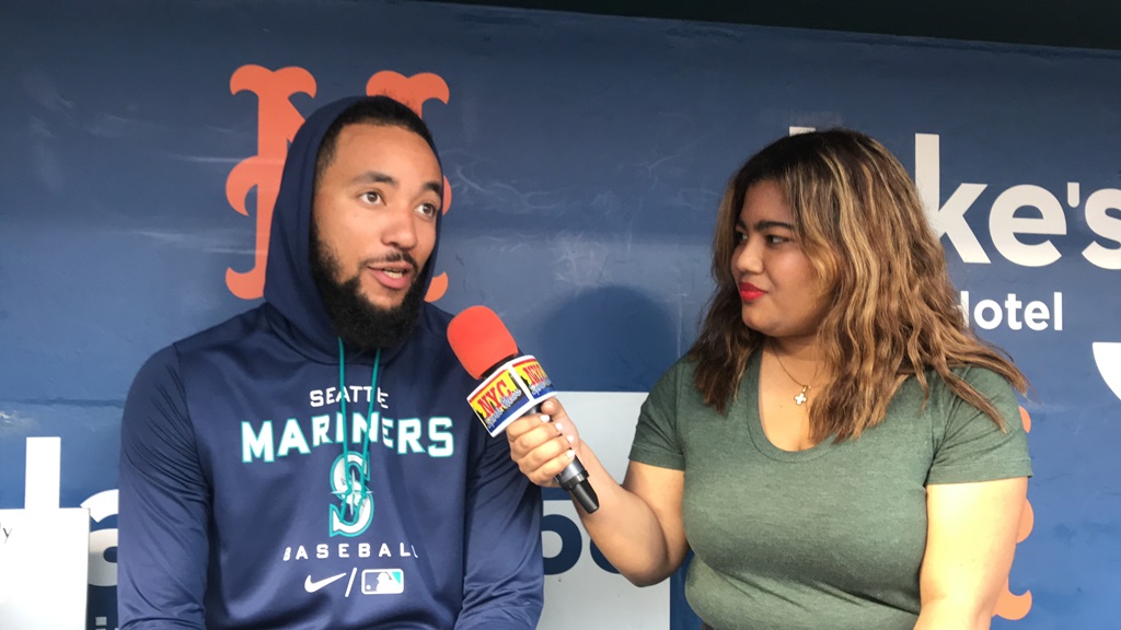 J.P Crawford fue entrevistado por Arlenis Peña en el Citi Field.
