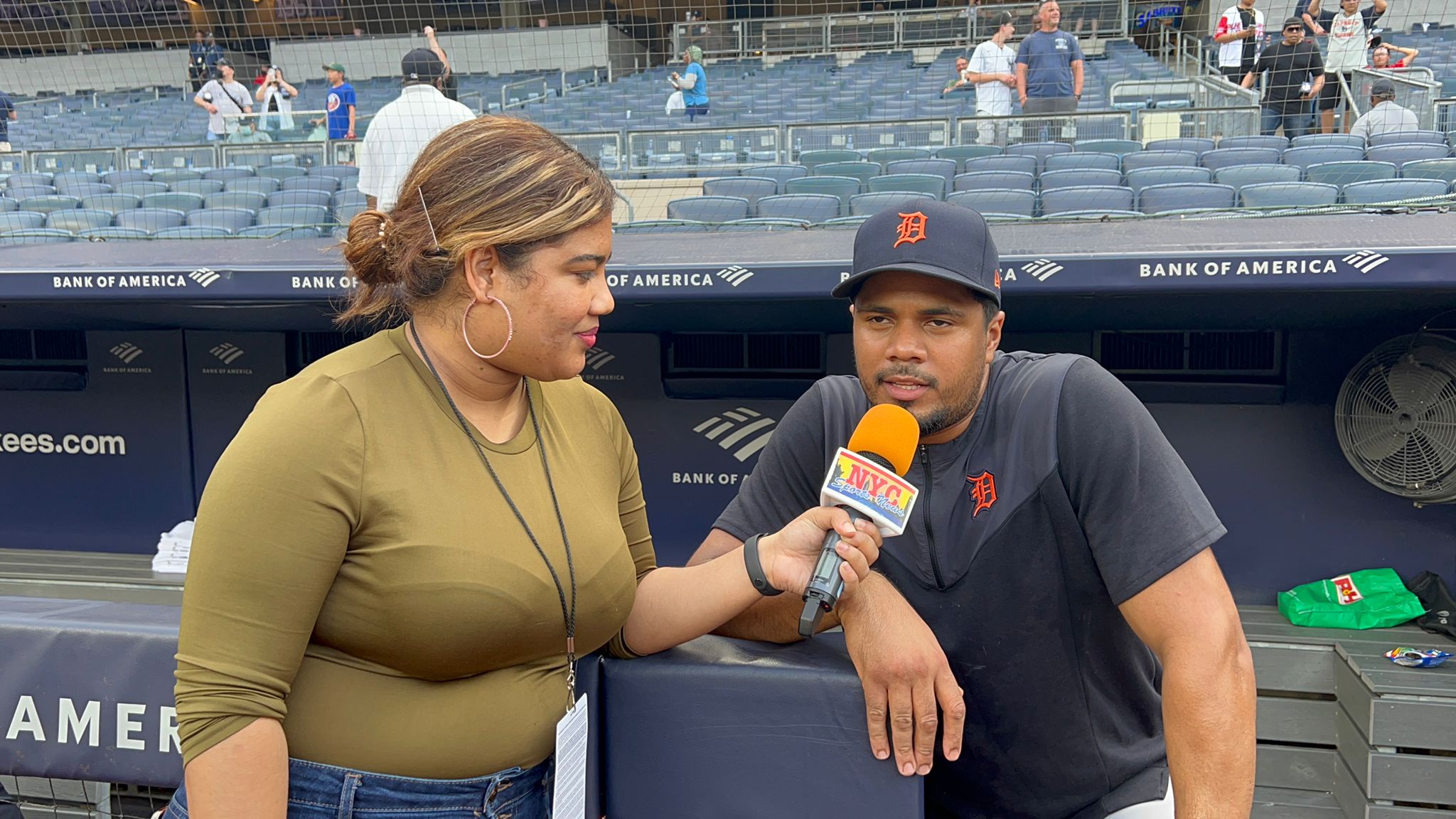 Jeimer Candelario fue entrevistado por Arlenis J. Peña en el Yankee Stadium.