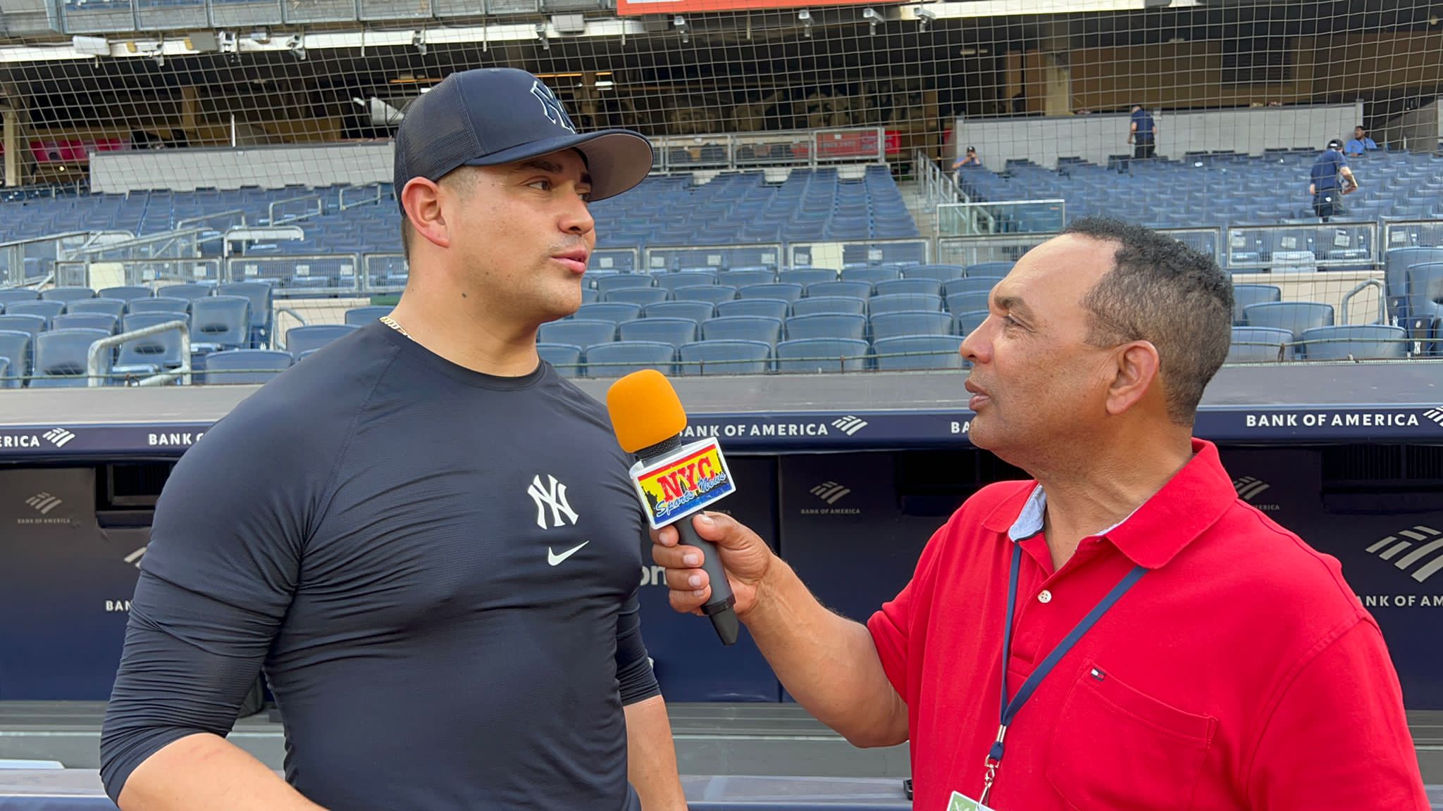 Manny Bañuelos fue entrevistado por Agustín Zapata en el Yankee Stadium.