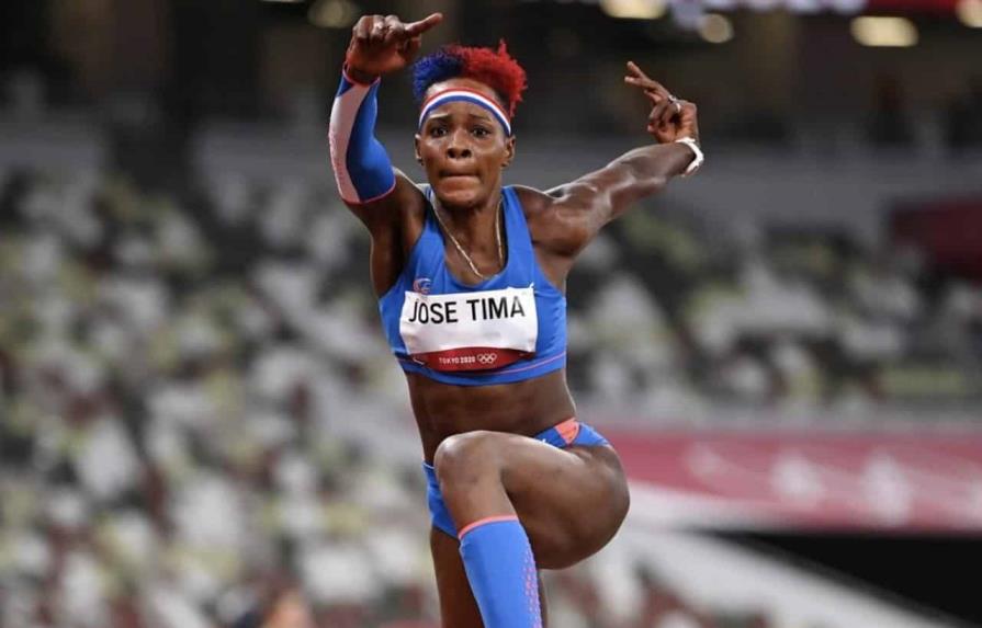 La dominicana Ana Lucía José Tima, avanzó a la final en salto alto, en el Mundial de atletismo en Oregón. (FUENTE EXTERNA)