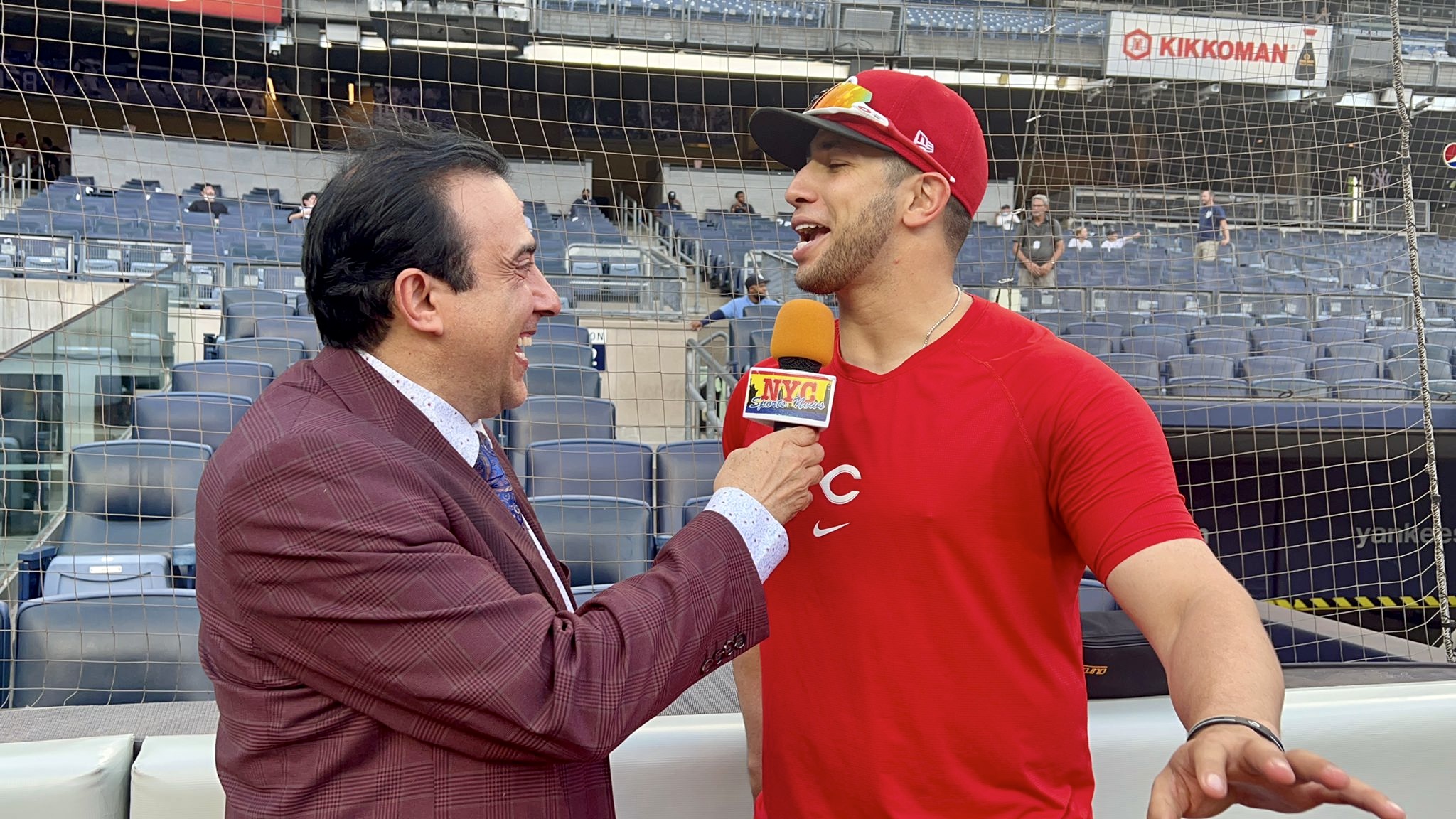 Neftalí Medina entrevistó a Luis Cessa en el Yankee Stadium.