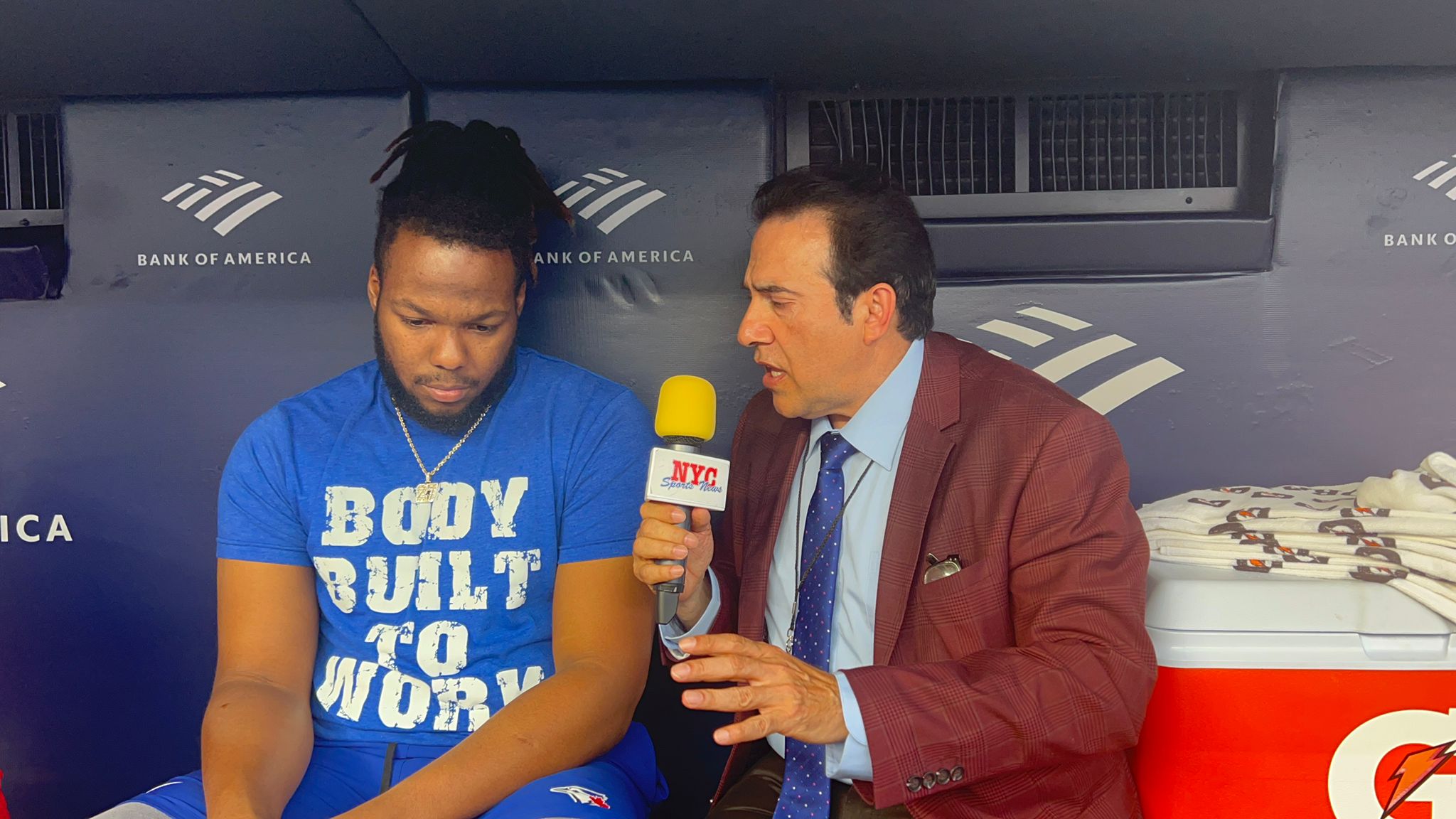 Vladimir Guerrero Jr, fue entrevistado por Neftalí Medina en el Yankee Stadium para la temporada 2022.