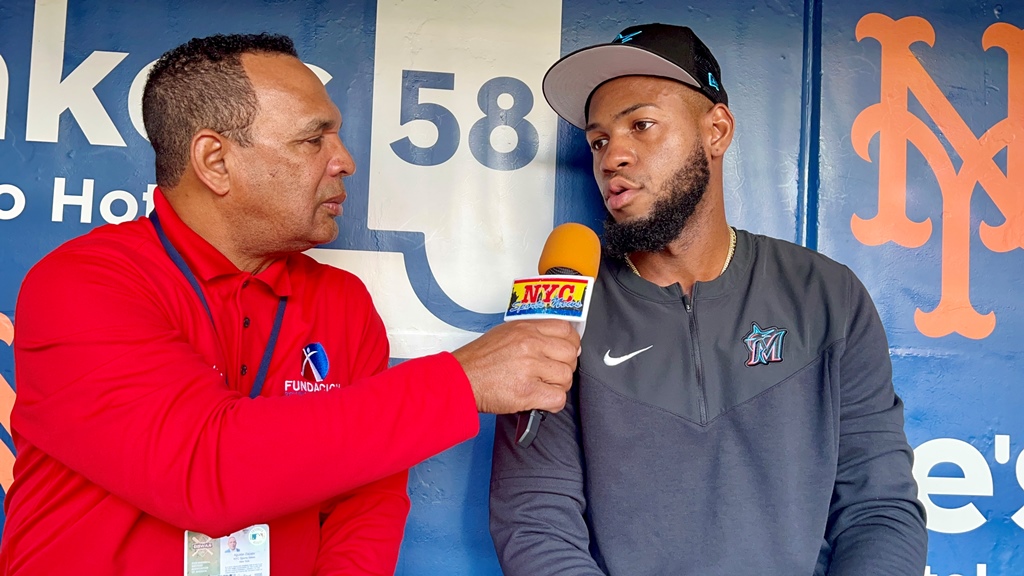 Agustín Zapata habló con Bryan De la Cruz en Citi Field.