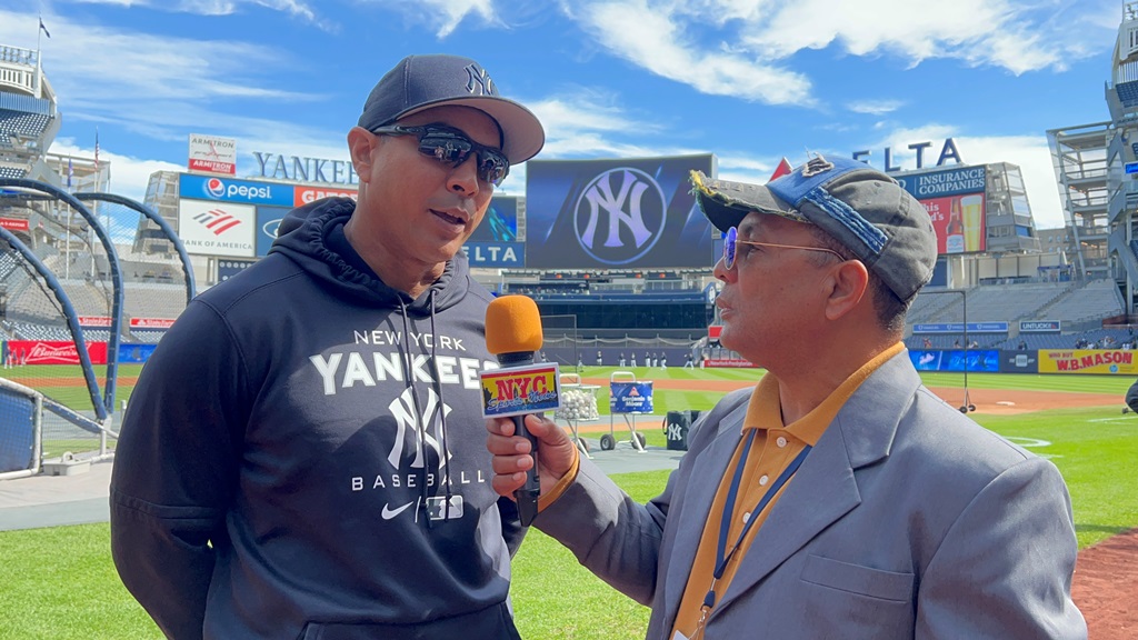 Agustín Zapata habló con Luis Rojas en el Yankee Stadium.