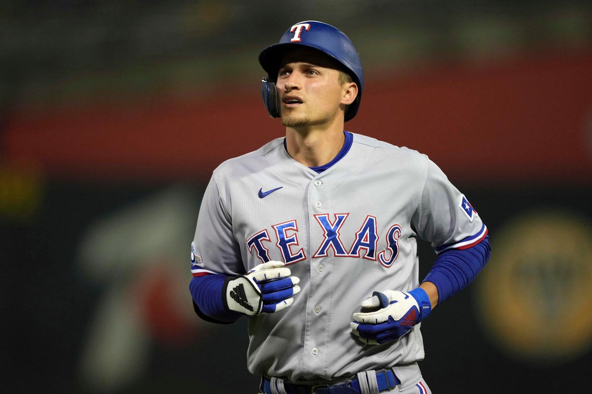 Corey Seager rangers