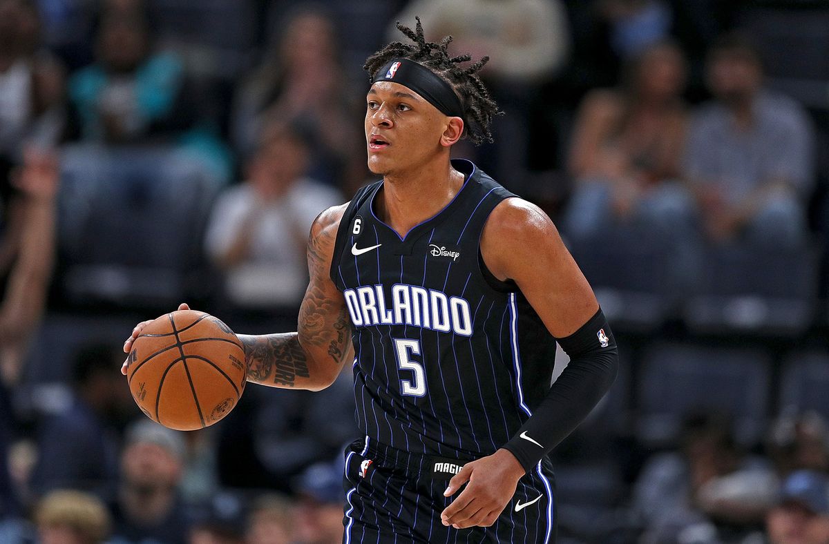 Paolo Banchero durante un partido de pretemporada en Memphis, Tennessee, el 3 de octubre.
Paolo Banchero durante un partido de pretemporada en Memphis, Tennessee, el 3 de octubre. Fotógrafo: Justin Ford/Getty Images