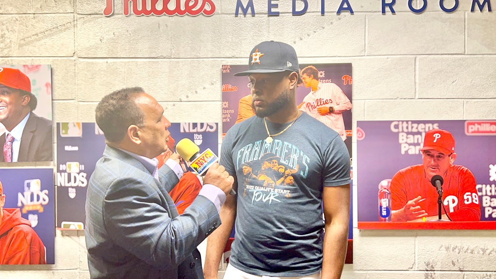 Agustín Zapata entrevista al lanzador de los Astros de Houston Cristián Javier.