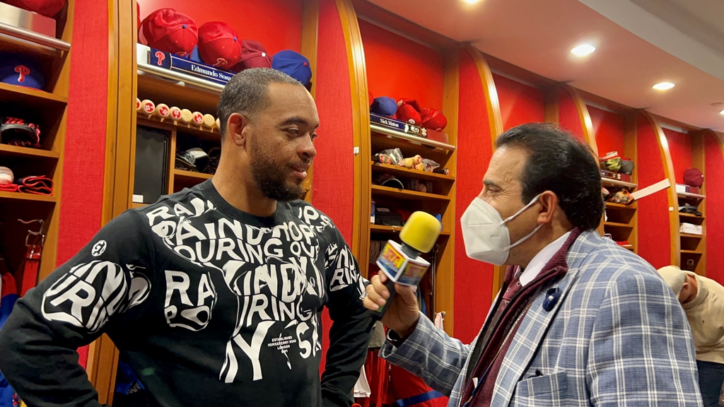 Neftalí Medina entrevista al panameño Edmundo Sosa.