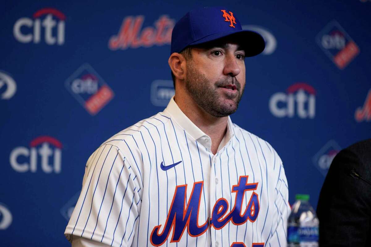 Justin Verlander con el uniforme de los Mets