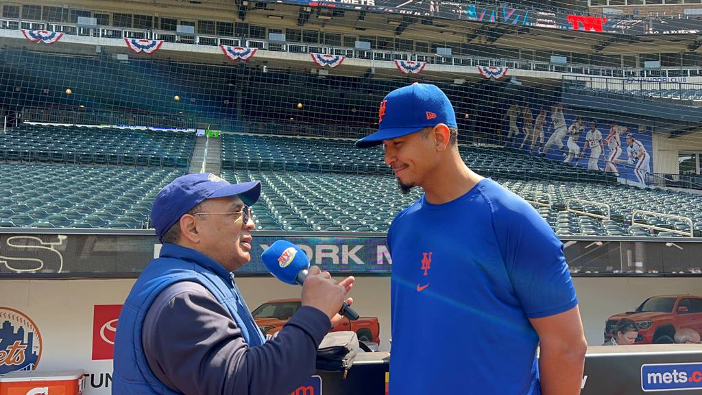 Agustín Zapata entrevistó a Carlos Carrasco en Citi Field