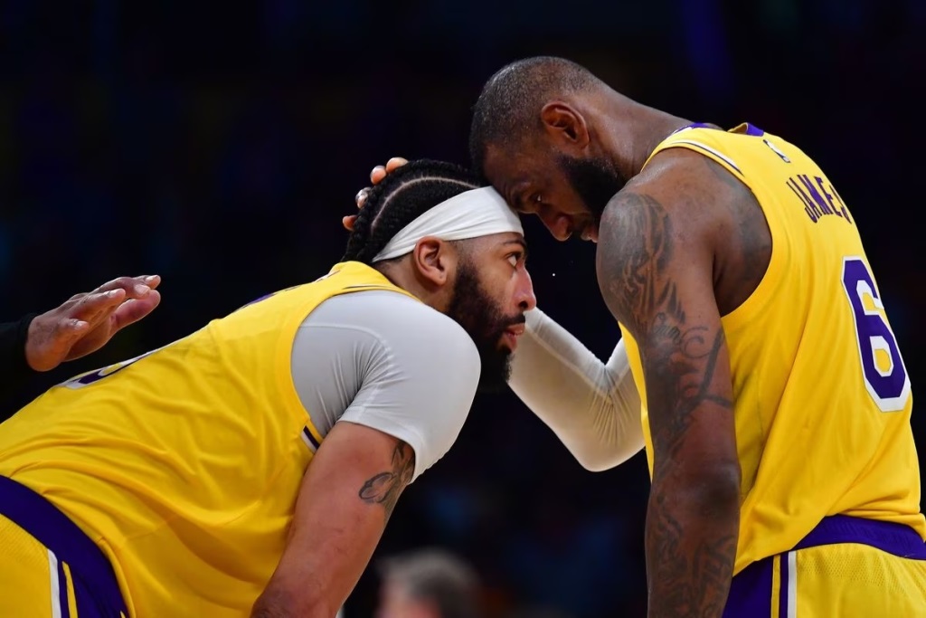 Anthony Davis y Lebron