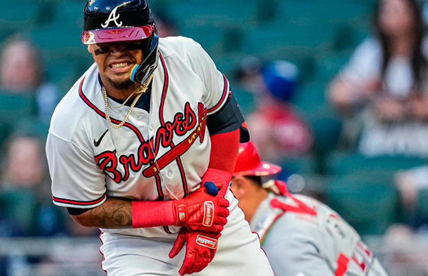 Orlando Arcia microfractura