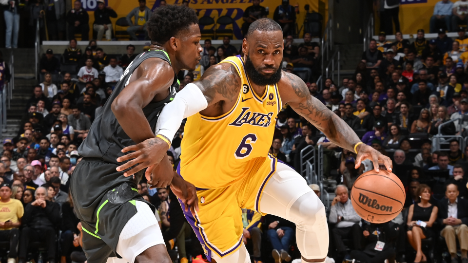 lakers vs timberwolves play in