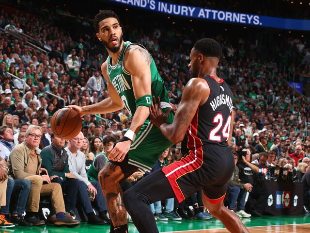 Celtics aplastan a los Heat
