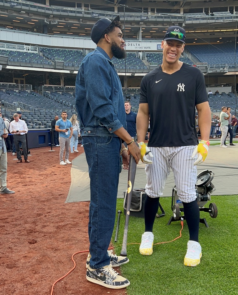 Karl Anthony-Towns y Aaron Judge
