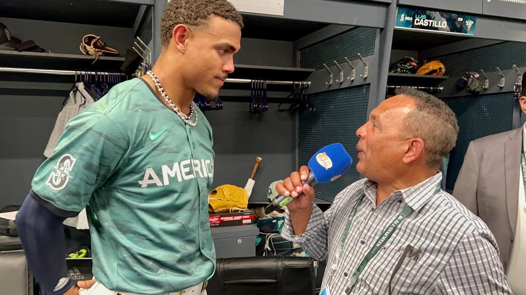 Julio Rodríguez fue entrevistado por Agustín Zapata en el T-Mobile Park en Seattle.