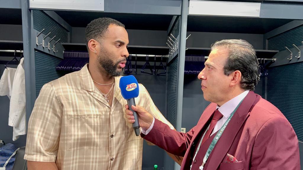 Yandy Díaz fue entrevistado por Neftalí Medina en el T-Mobile Park en Seattle.