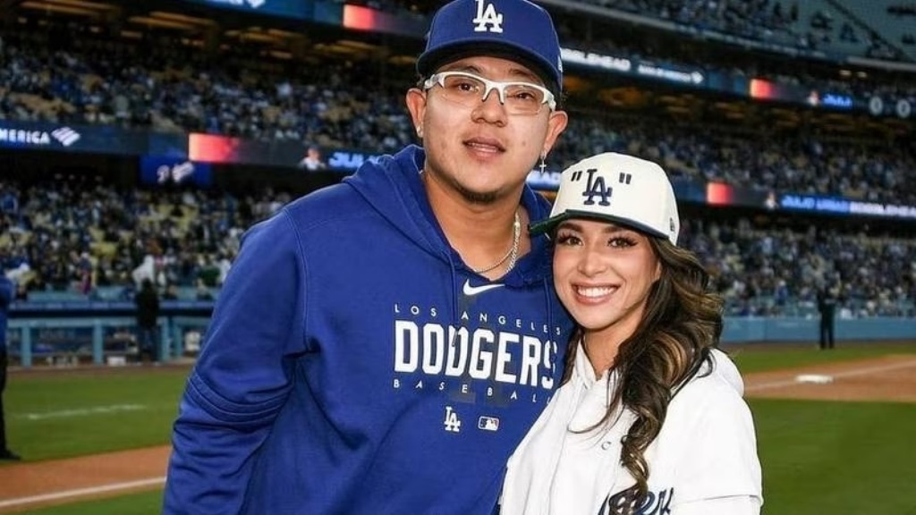 Julio Urías y su pareja Daisy Pérez