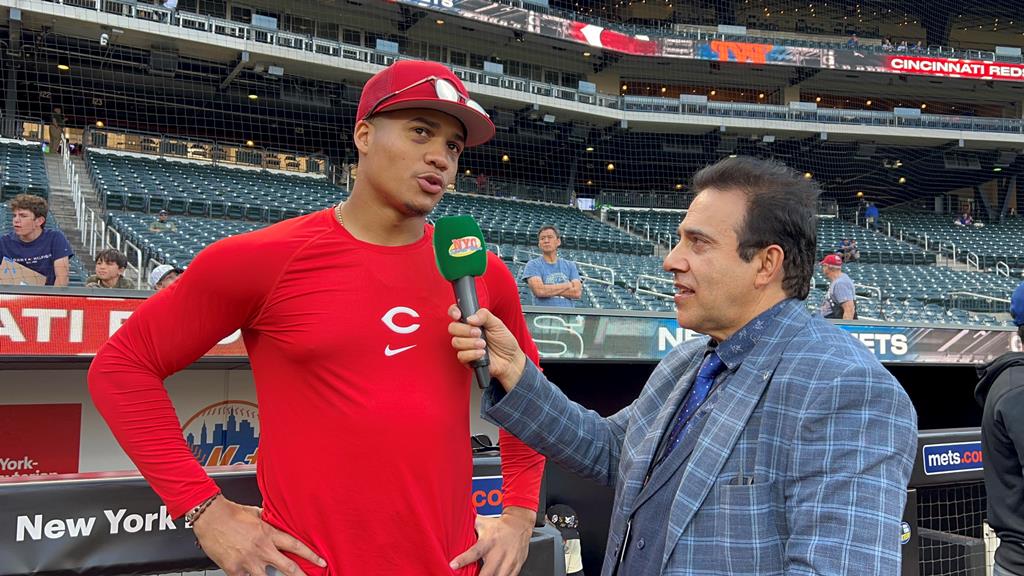 Noelvi Marte fue entrevistado por Neftalí Medina en Citi Field.