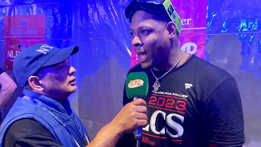 Agustín Zapata dialogando con Gregory Soto en el Clubhouse.