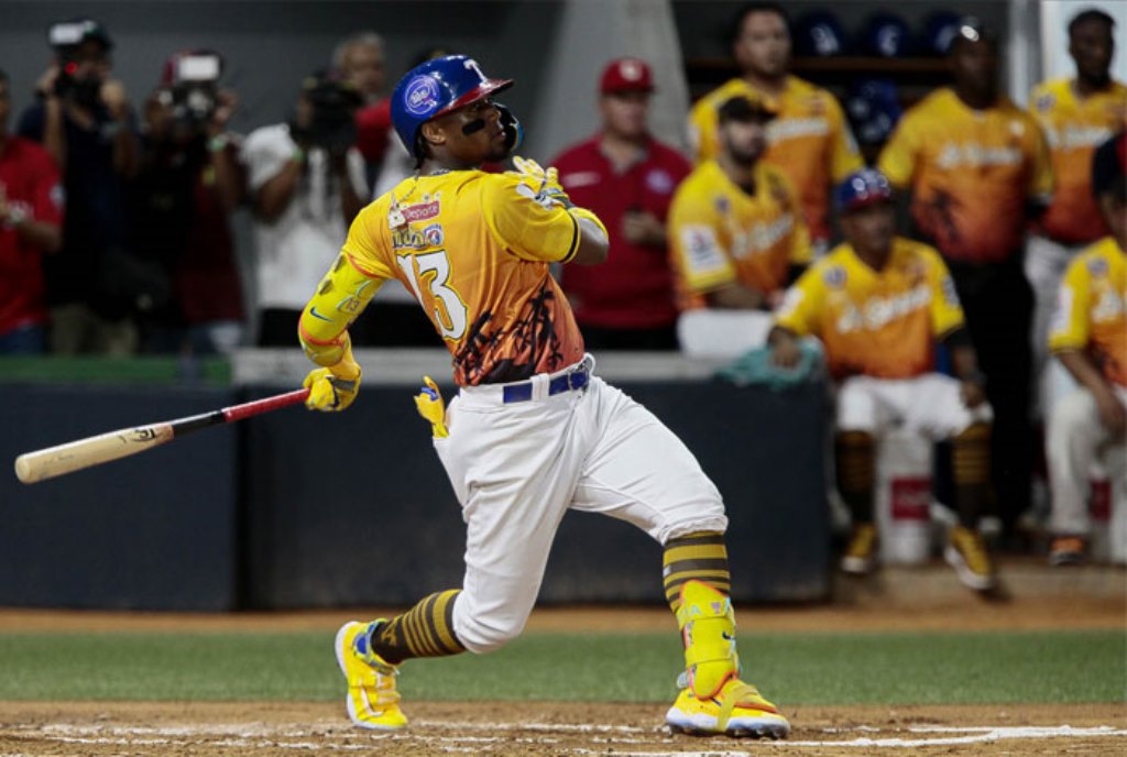 Acuña jr