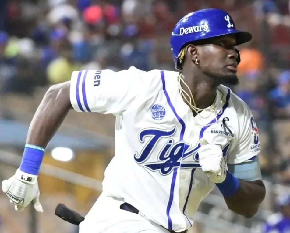 Ronny Mauricio licey