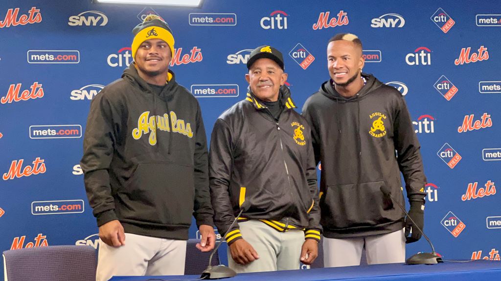 Tony Peña captado ofreciendo declaraciones en rueda de prensa