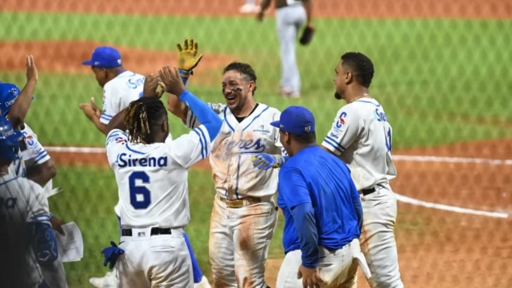 licey vs gigantes 10 de enero