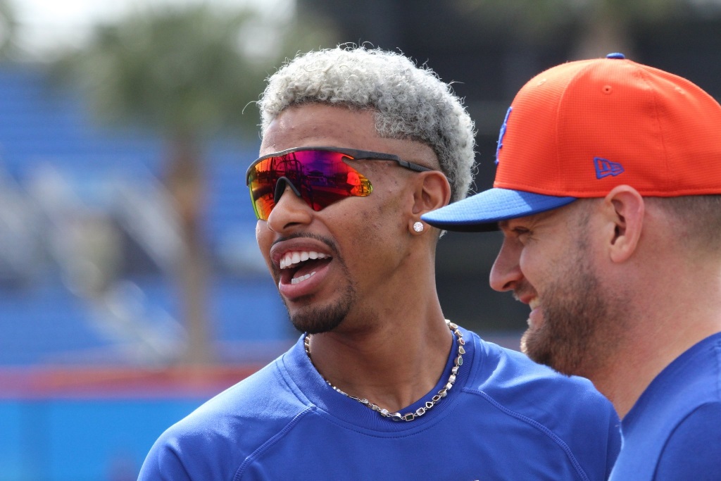 Francisco Lindor en los campo de entrenamiento