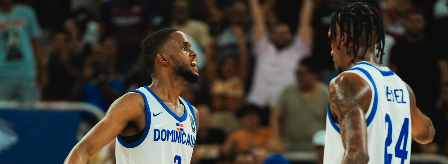 Integrante del equipo de RD en fiba americup