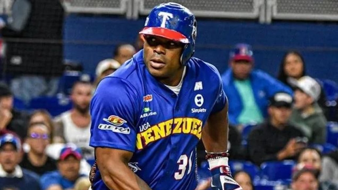 Yasiel Puig serie del caribe