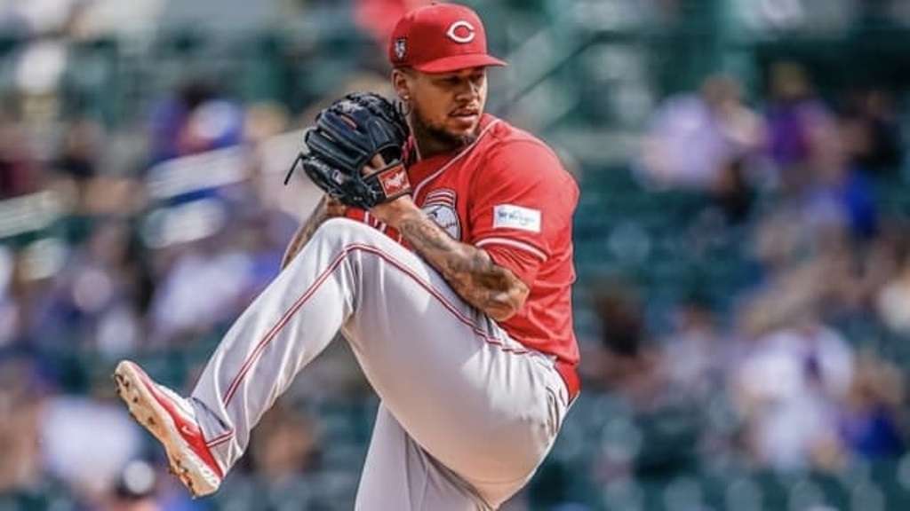 Frankie Montás rojos