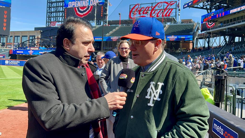 Neftalí Medina entrevista a Steve Cohen propietario de los Mets de Nueva York.