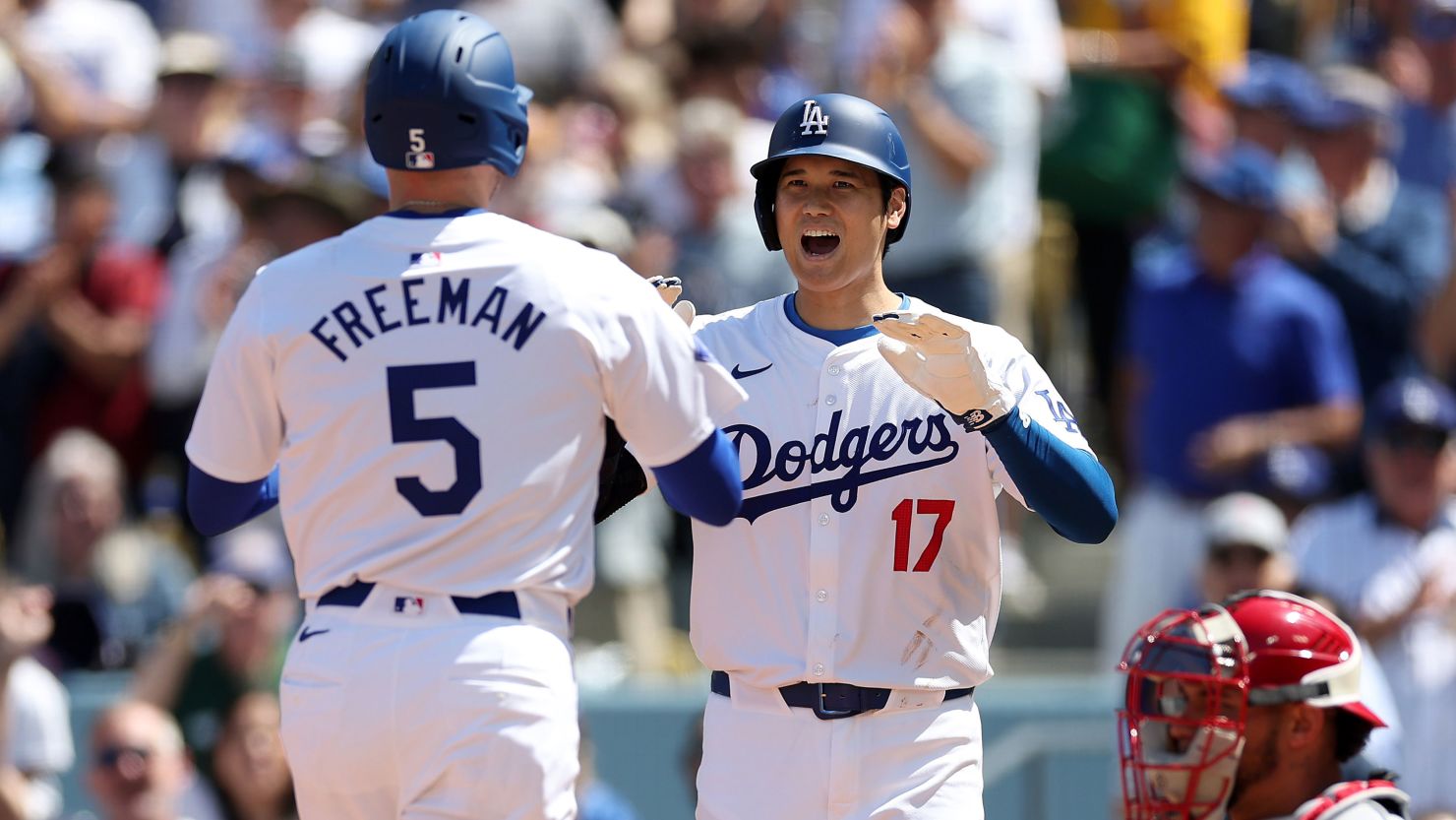 Shohei Ohtani y FREEMAN