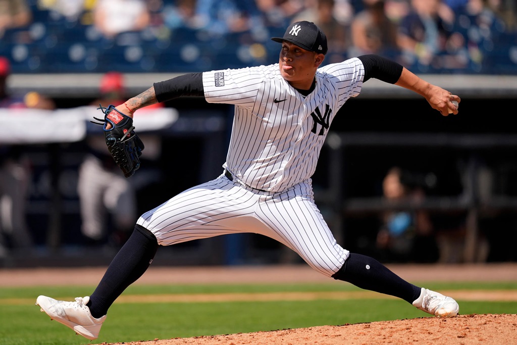 Víctor González Yankees
