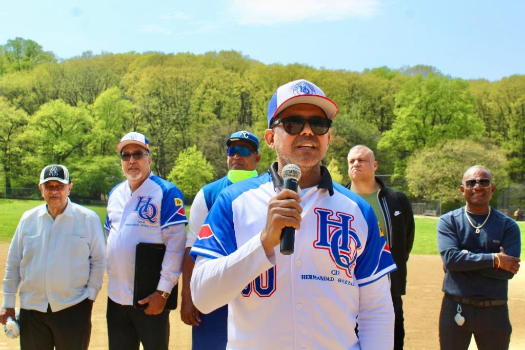 vFélix Quiñonez, dice el discurso inaugural.