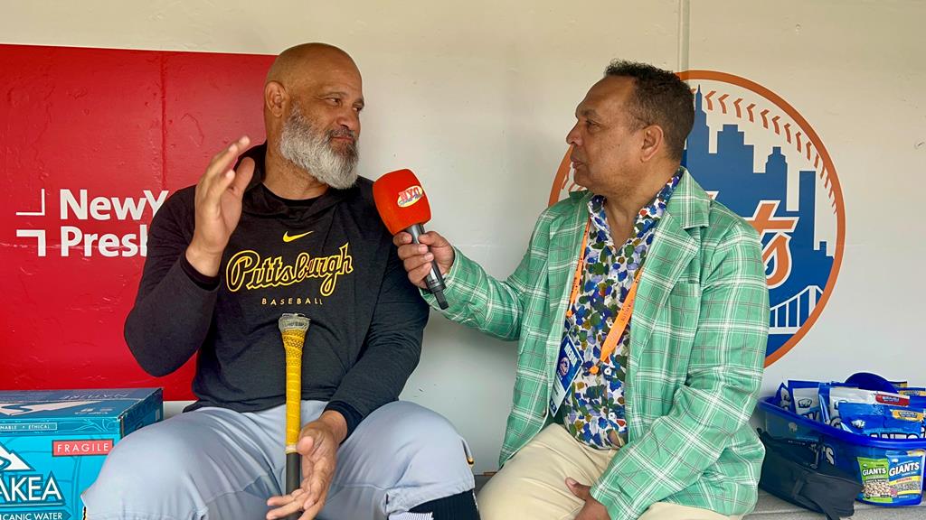 Mendy López, entrevistado por Agustín Zapata en Citi Field