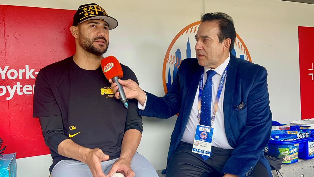 Neftalí Medina entrevista a Martín Pérez en Citi Field