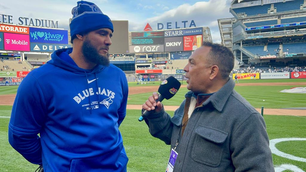 Yimi García fue entrevistado en el Yankee Stadium por Agustín Zapata.