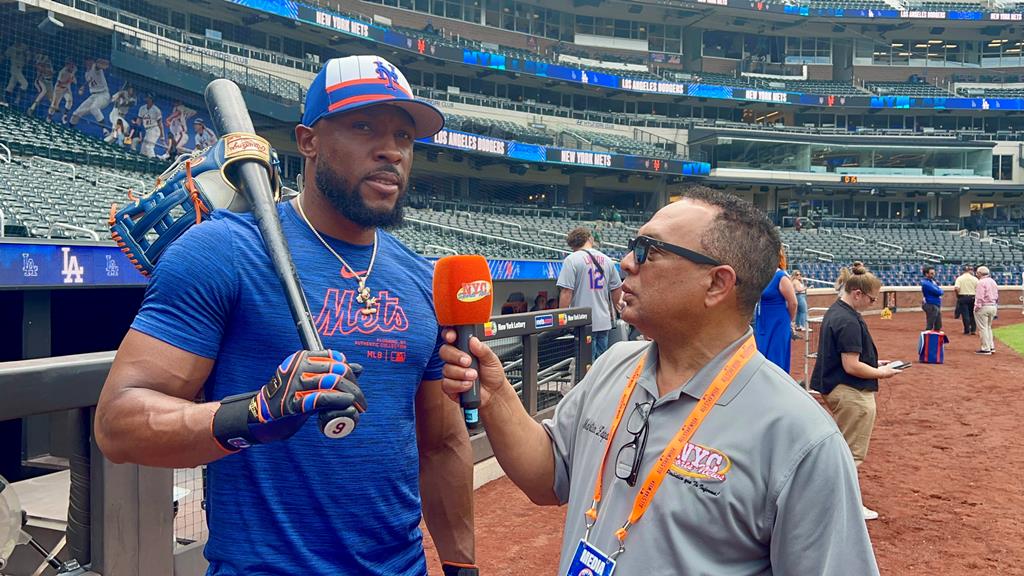 Agustín Zapata entrevistó a Starling Marte el miércoles en Citi Field.