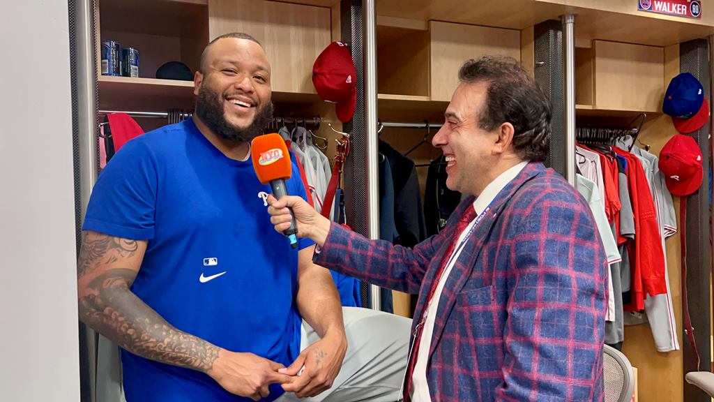 José Alvarado fue entrevistado por Neftalí Medina en Citi Field.