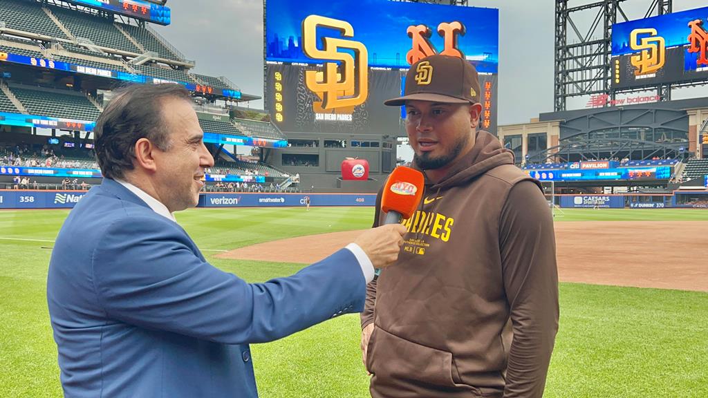 Luis Arráez fue entrevistado por Neftalí Medina en Citi Field.