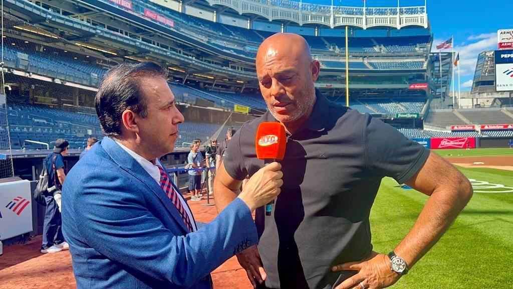 Mariano Rivera fue entrevistado por Neftalí Medina en Yankee Stadium.
